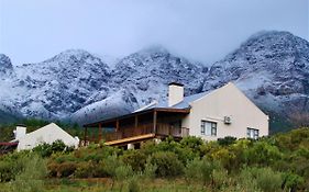 Vredehoek Guest Farm